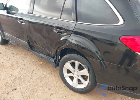 2014 Subaru Outback 2.5I Limited z USA, uszkodzony, nr VIN 4S4BRBLC1E3271327